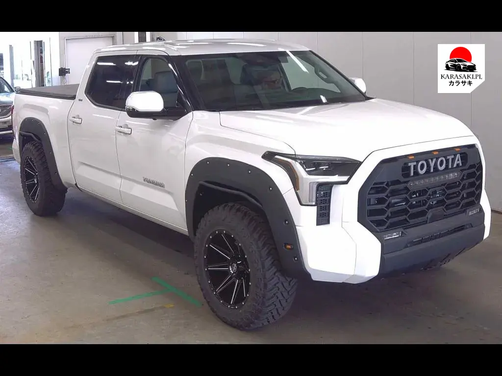 America Toyota Tundra z aukcji japońskiej