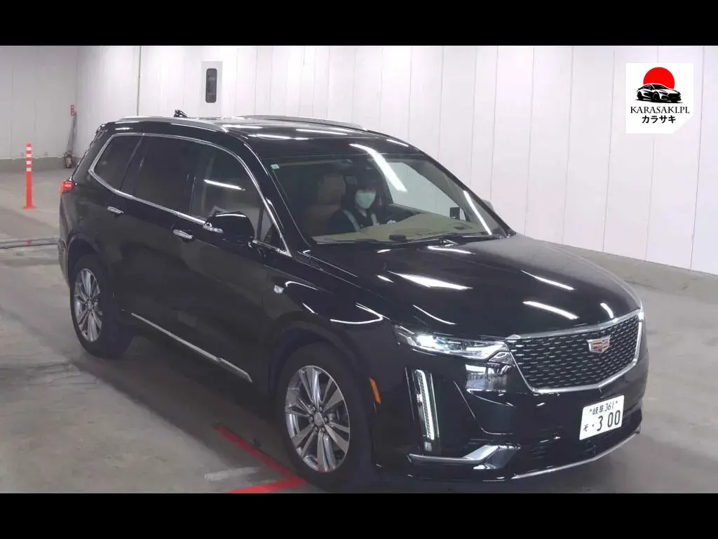 Cadillac XT6 2023 z aukcji japońskiej