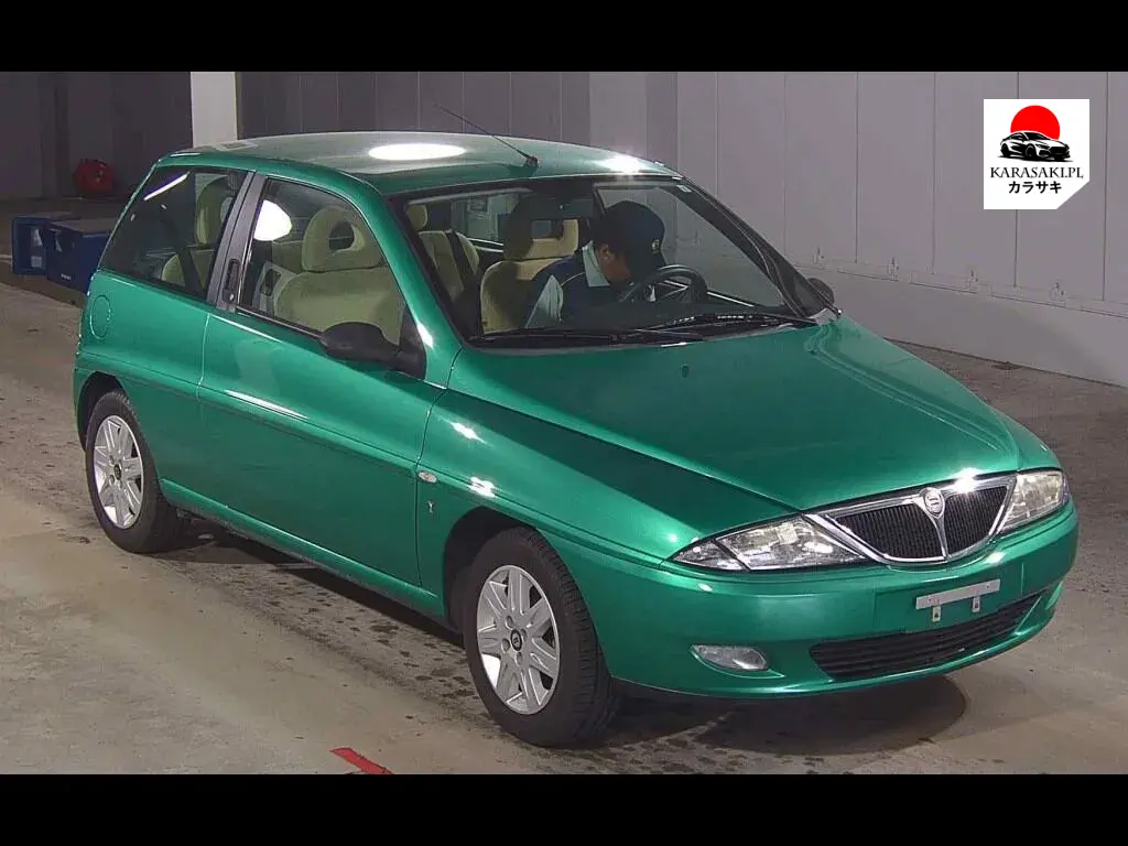 Lancia Ypsilon 2001 z aukcji japońskiej