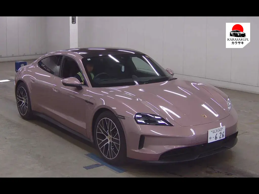 Porsche Taycan 2024 з японського аукціону
