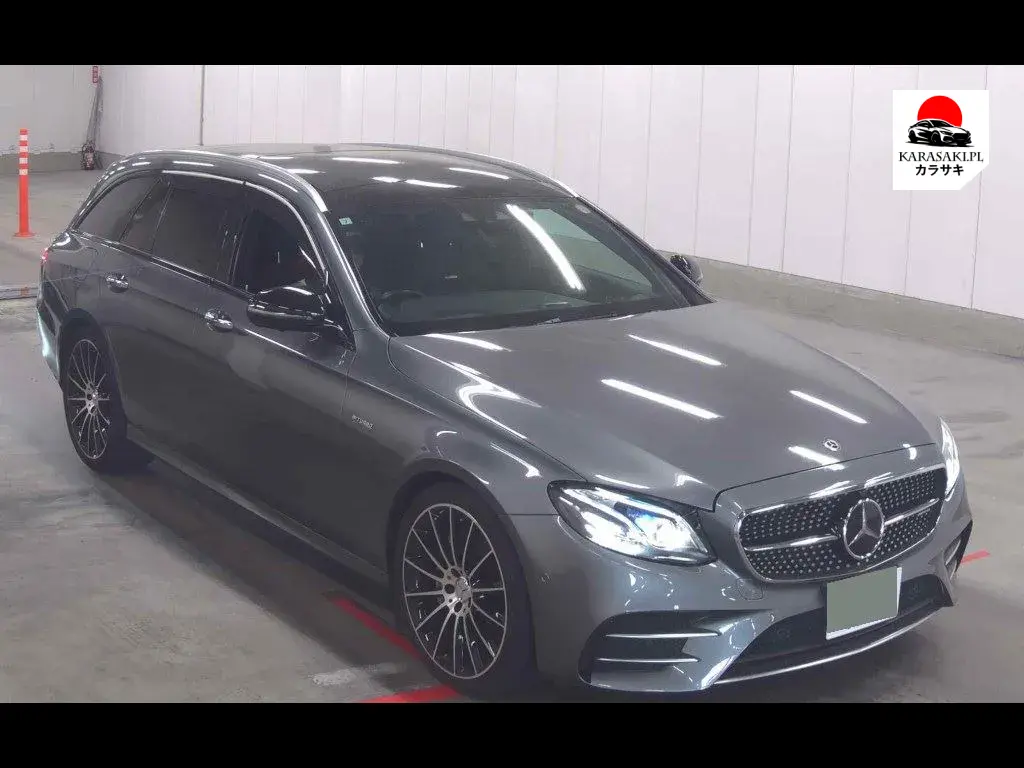 Mercedes AMG E-Class Stationwagon 2017 з японського аукціону