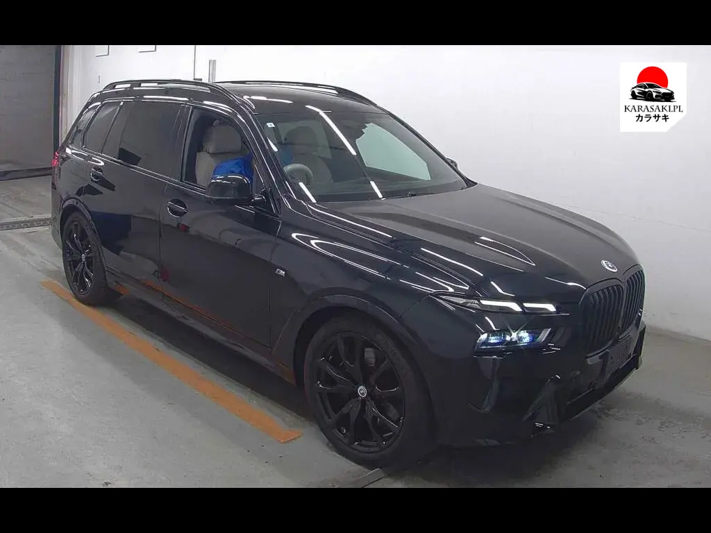 BMW X7 2023 z aukcji japońskiej
