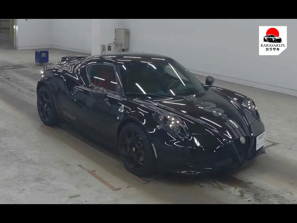 Alfa Romeo 4C 2014 from a Japanese auction