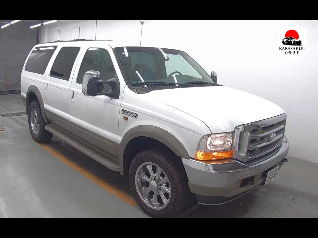 Ford Excursion 2000 from a Japanese auction