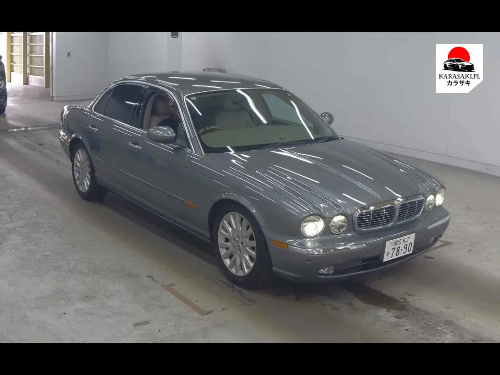 Jaguar XJ 2003 z aukcji japońskiej