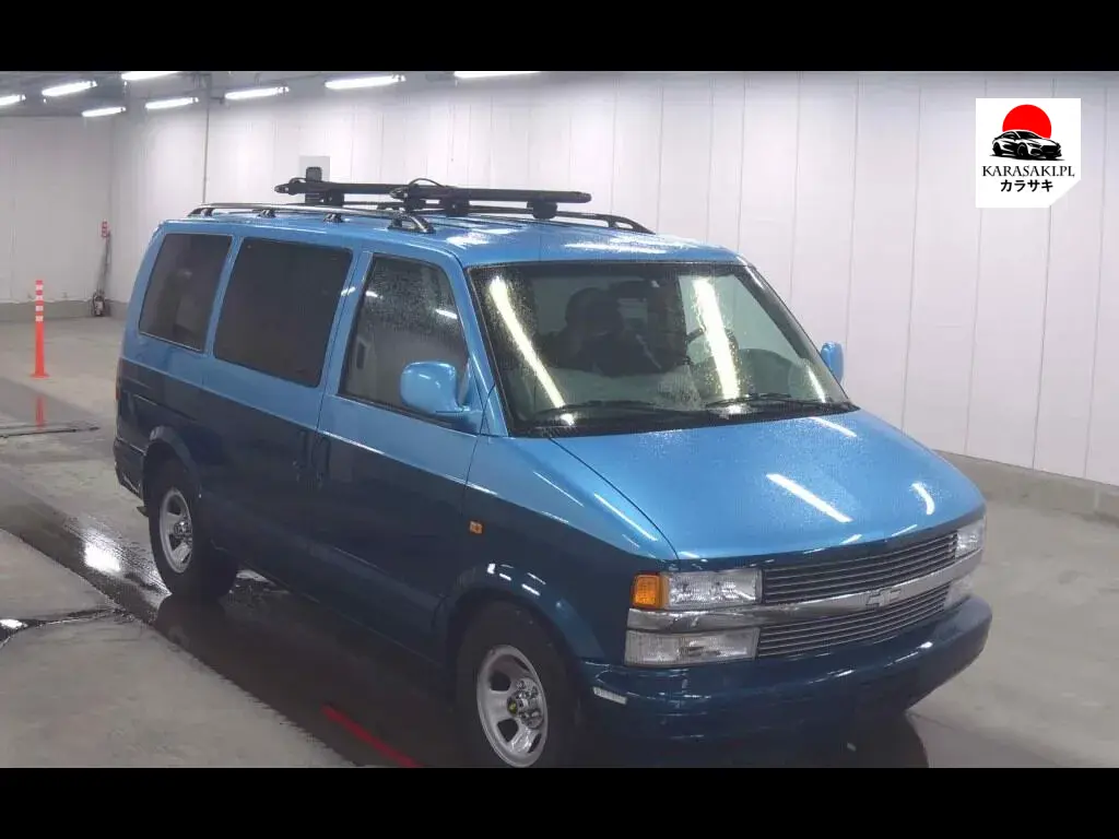Chevrolet Astro 1999 z aukcji japońskiej