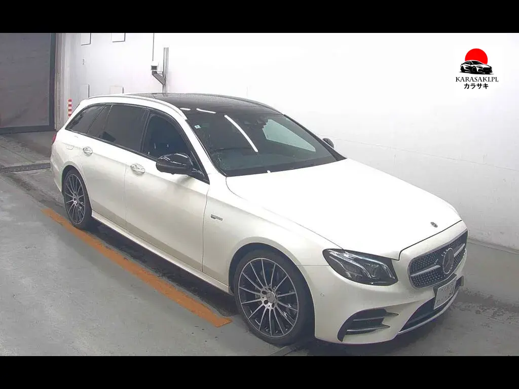 Mercedes AMG E-Class Stationwagon 2018 з японського аукціону
