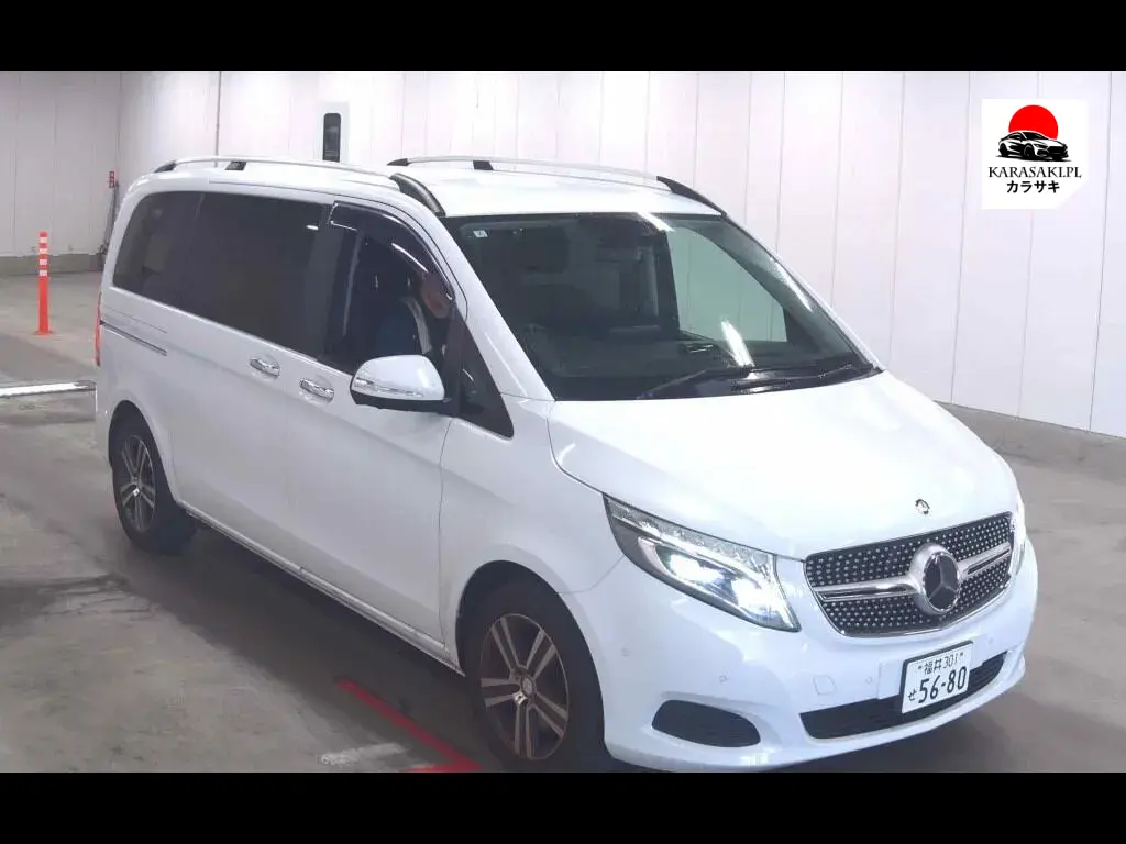Mercedes Benz V-Class 2016 z aukcji japońskiej