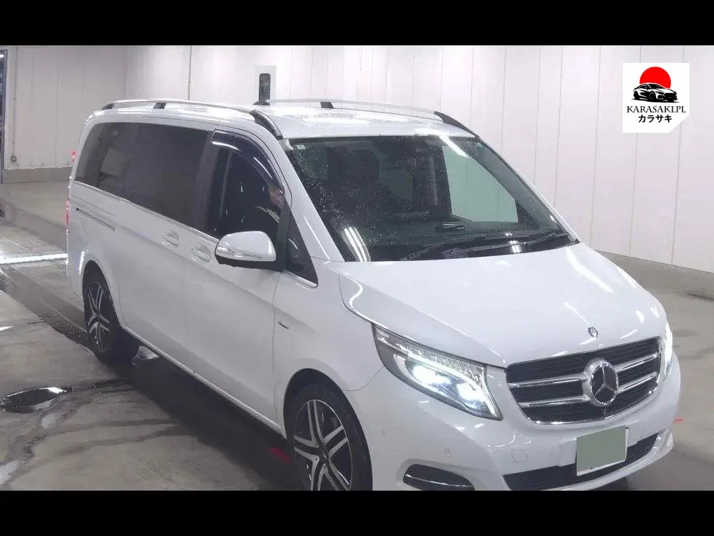Mercedes Benz V-Class 2016 z aukcji japońskiej