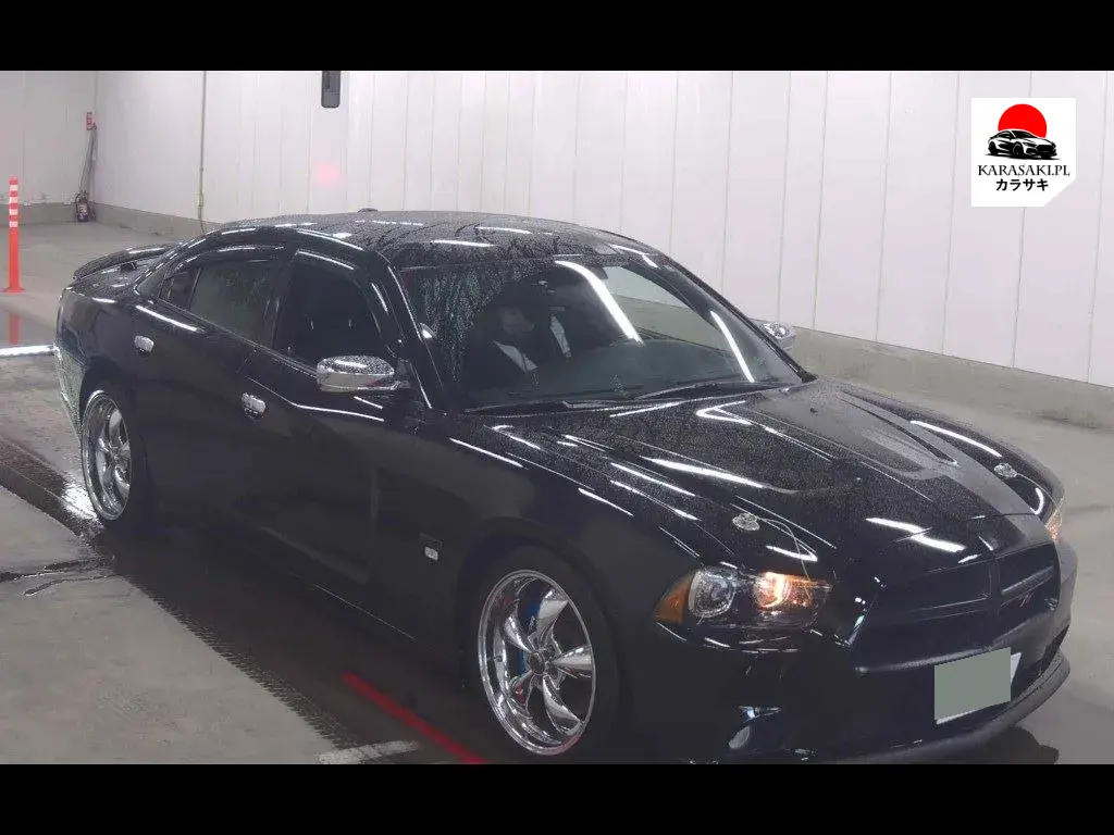Dodge Charger 2013 z aukcji japońskiej