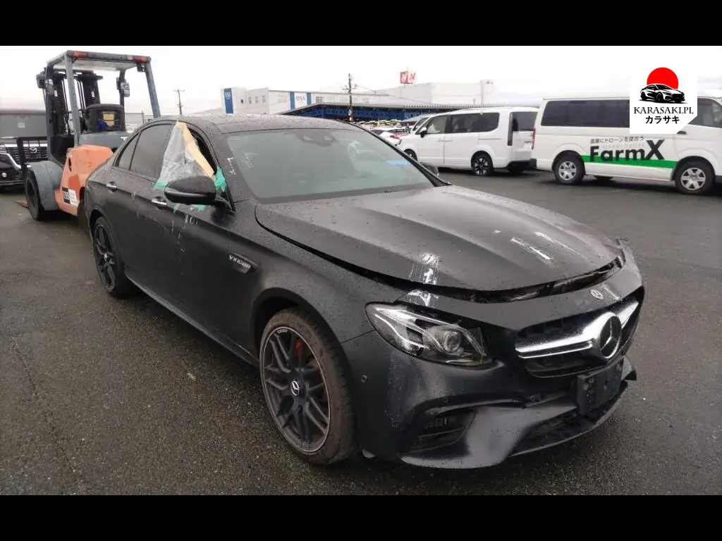 Mercedes AMG E-Class 2018 z aukcji japońskiej