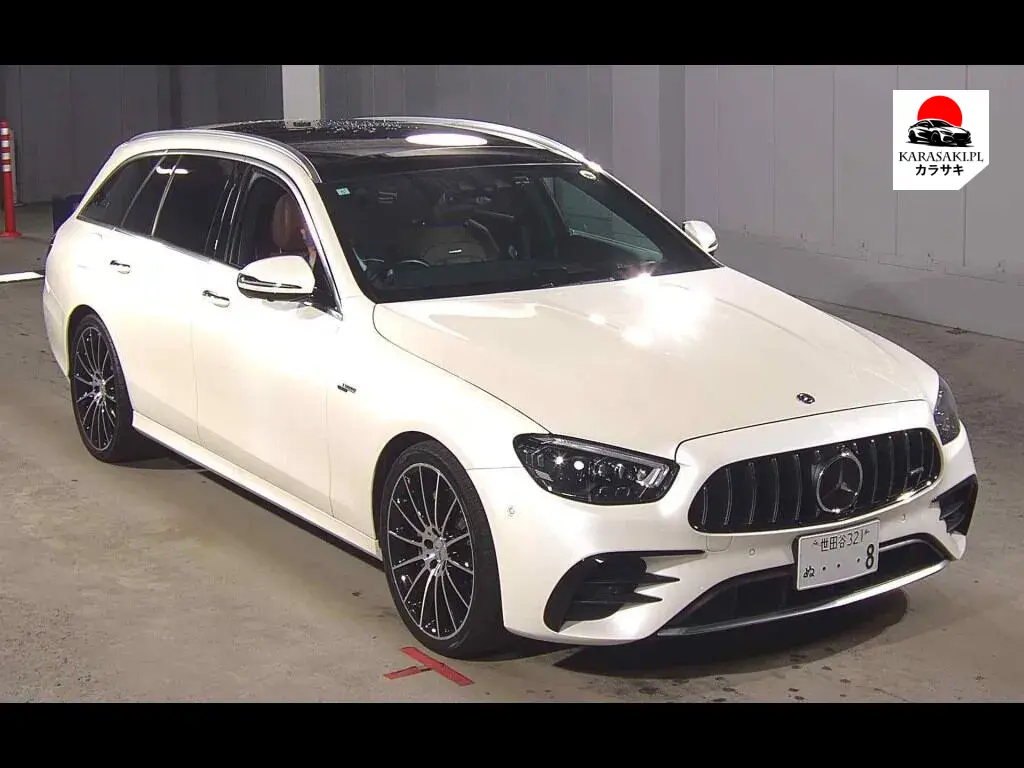 Mercedes AMG E-Class Stationwagon 2021 з японського аукціону