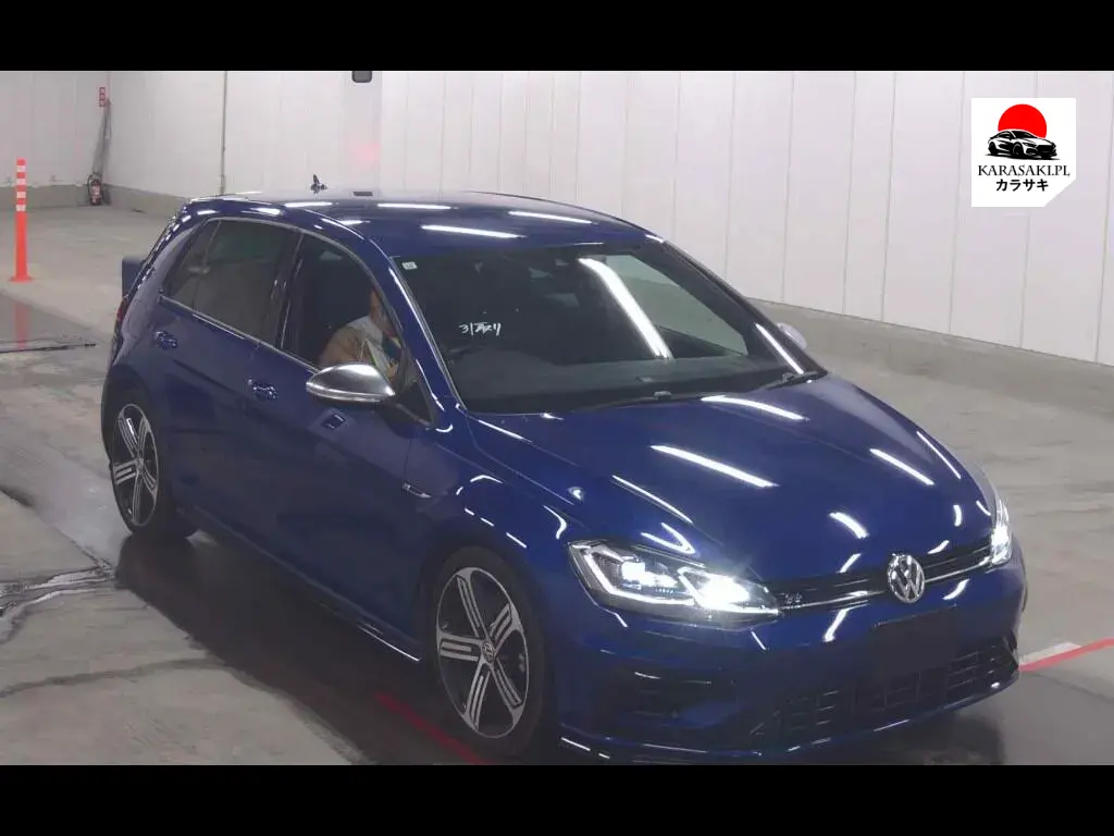 Volkswagen Golf R 2017 z aukcji japońskiej