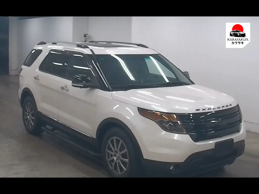 Ford Explorer 2013 from a Japanese auction