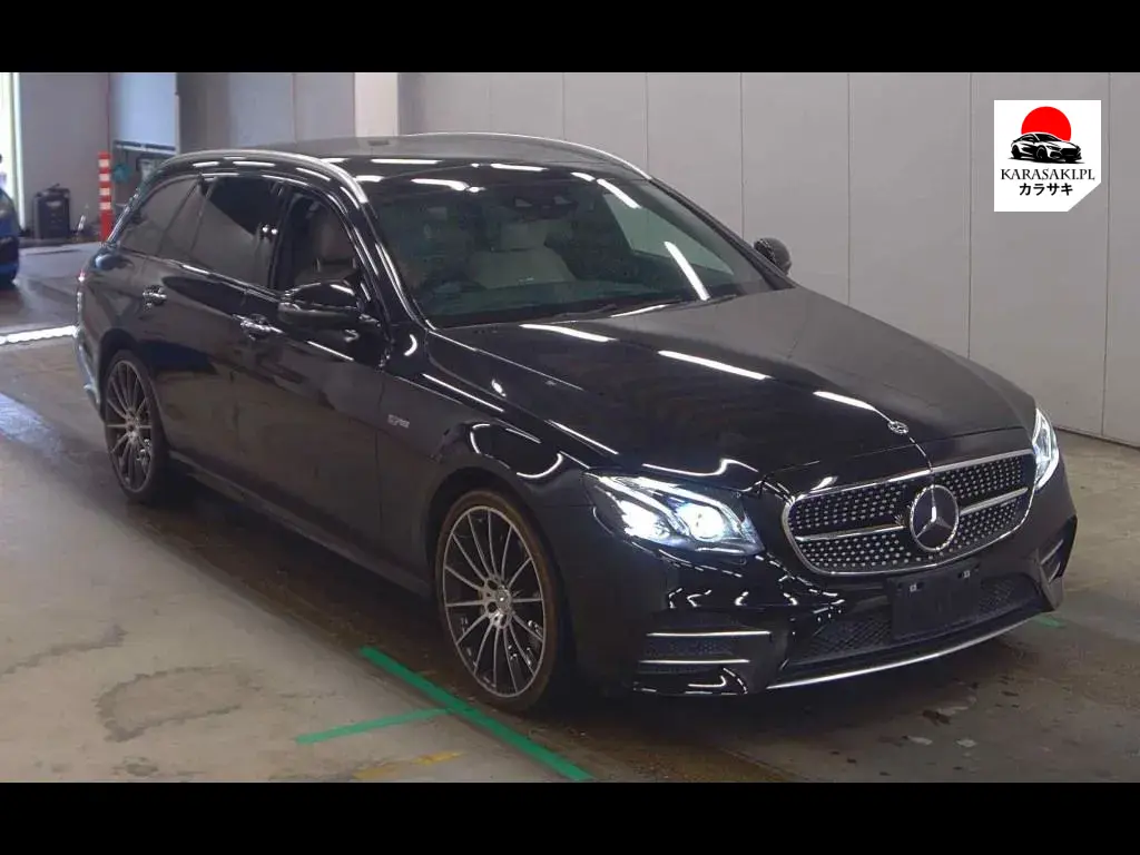 Mercedes AMG E-Class Stationwagon 2017 з японського аукціону