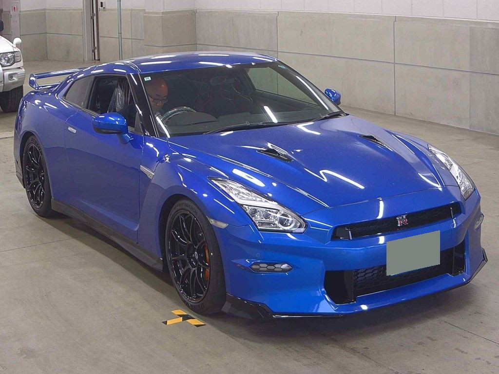 Nissan GT-R 2024 z aukcji japońskiej
