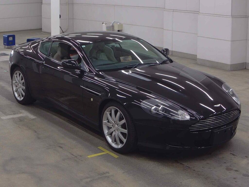 Aston Martin DB9 2006 z aukcji japońskiej