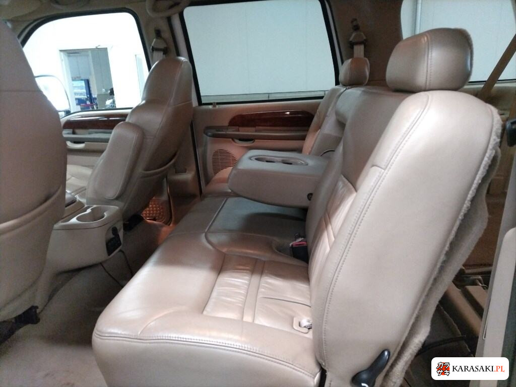 2000 Ford Excursion 4WD 6