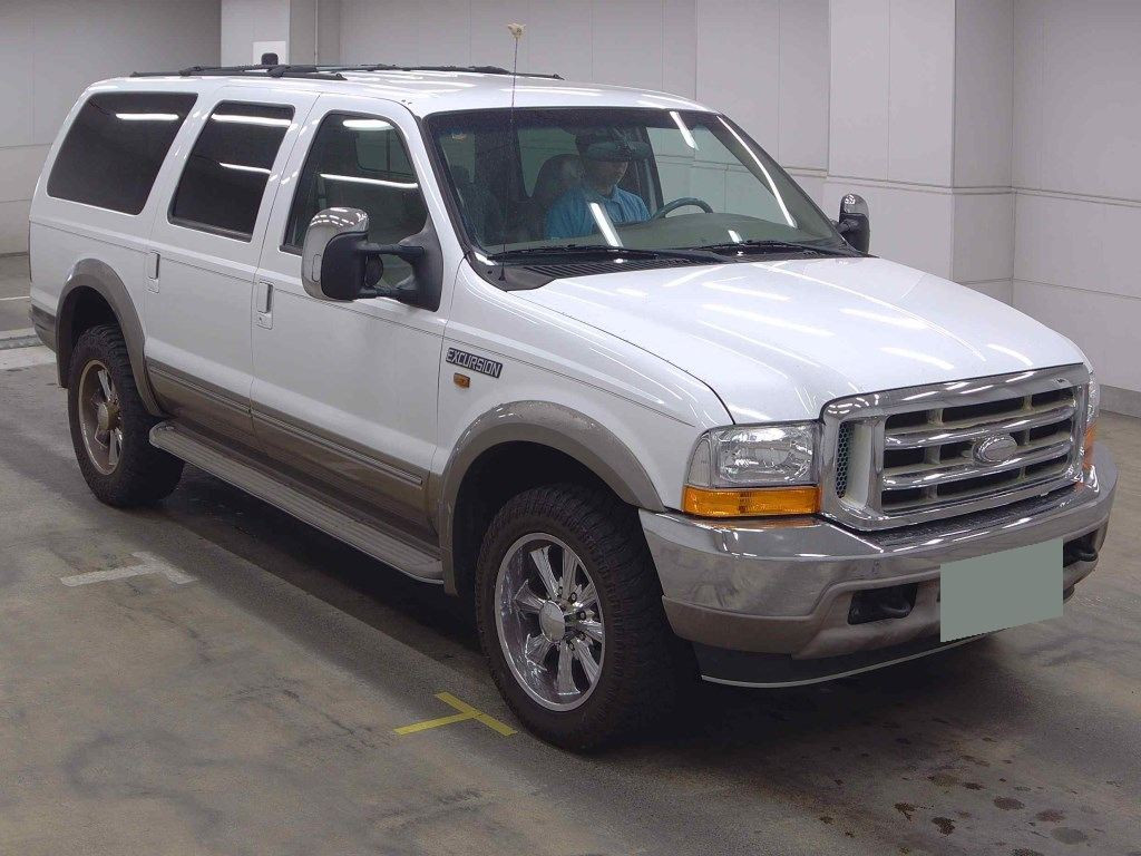 Ford Excursion 2000 z aukcji japońskiej