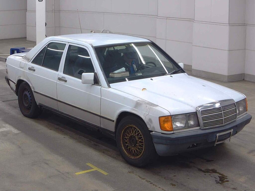 Mercedes-Benz 190 Class 1987 z aukcji japońskiej