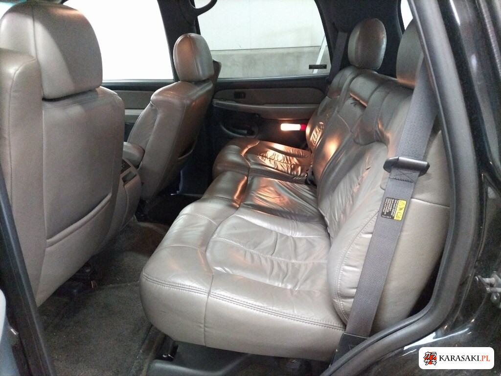 2002 Chevrolet Tahoe 5D 4WD 6