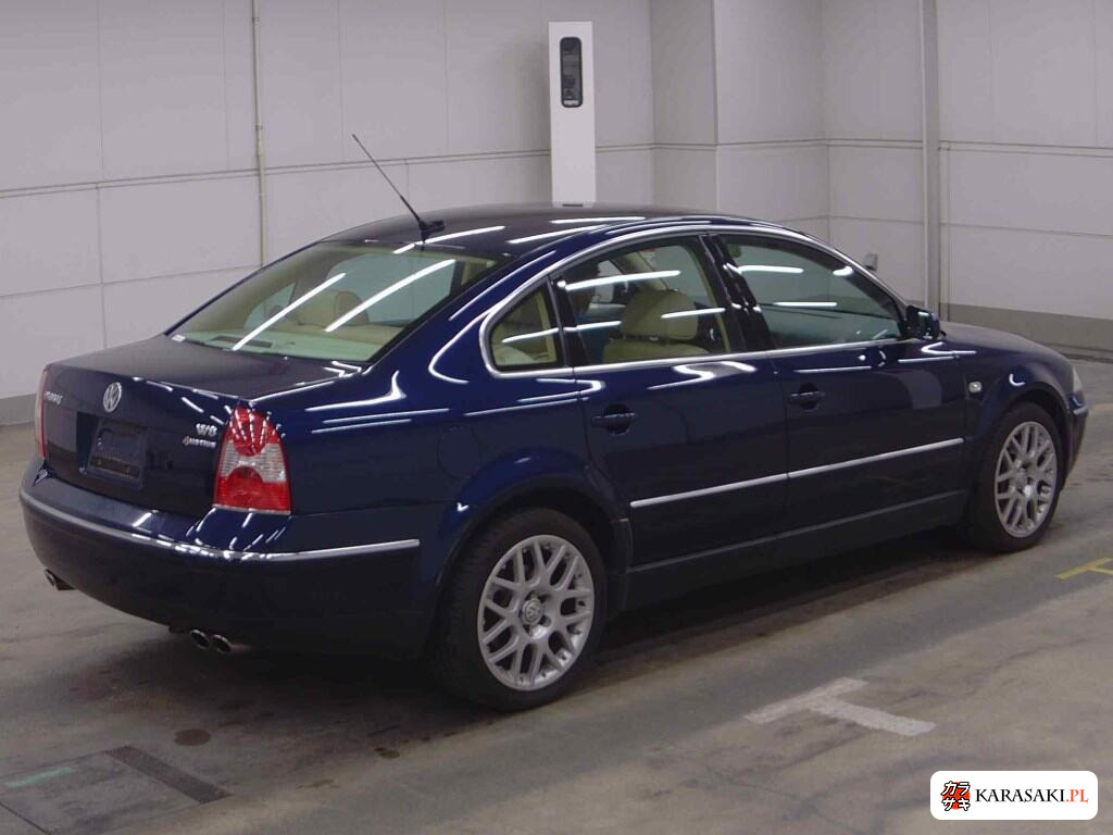 2002 Volkswagen Passat 4D 4WD W8 4MOTION 4