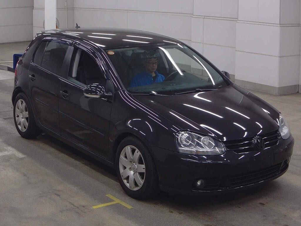 Volkswagen Golf 2006 z aukcji japońskiej