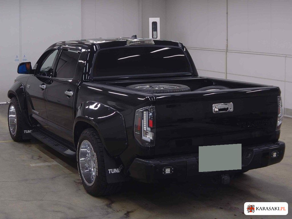America Toyota Tundra 2020 z aukcji japońskiej