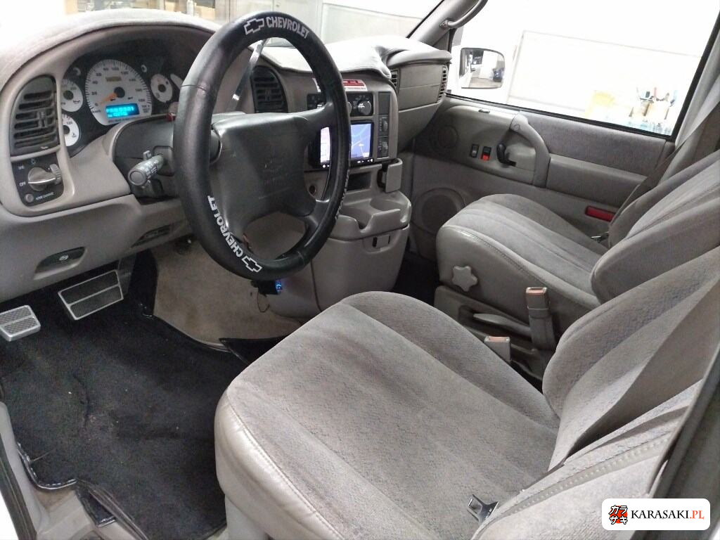 1997 Chevrolet Astro 5