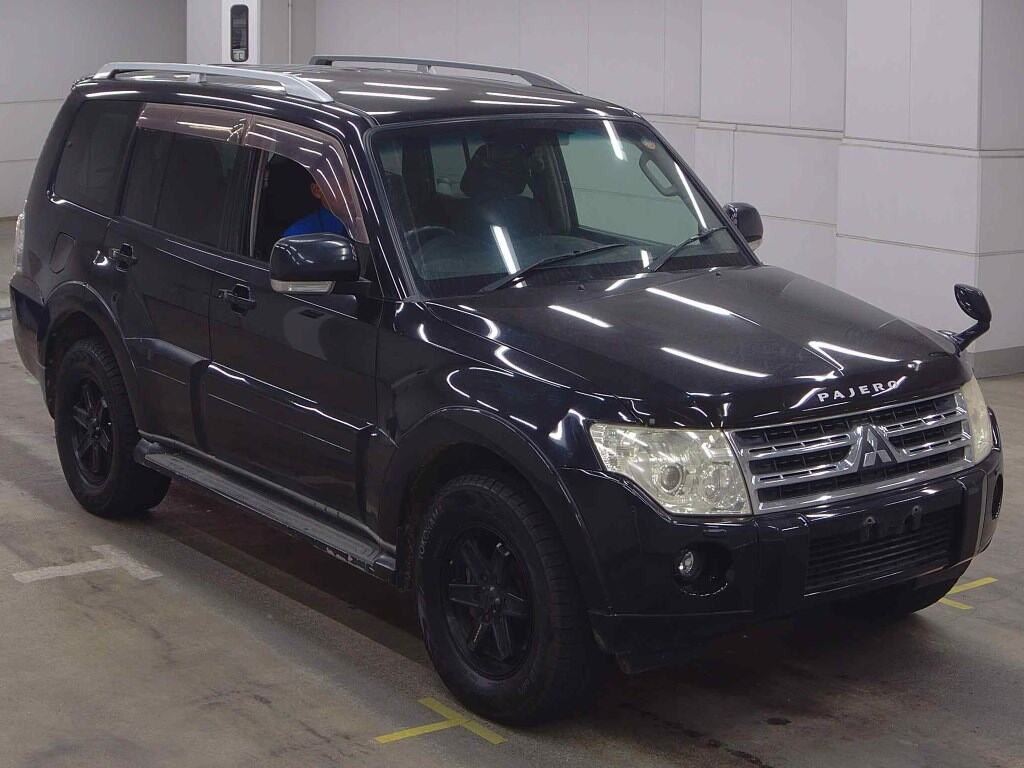 Mitsubishi Pajero 2009 z aukcji japońskiej