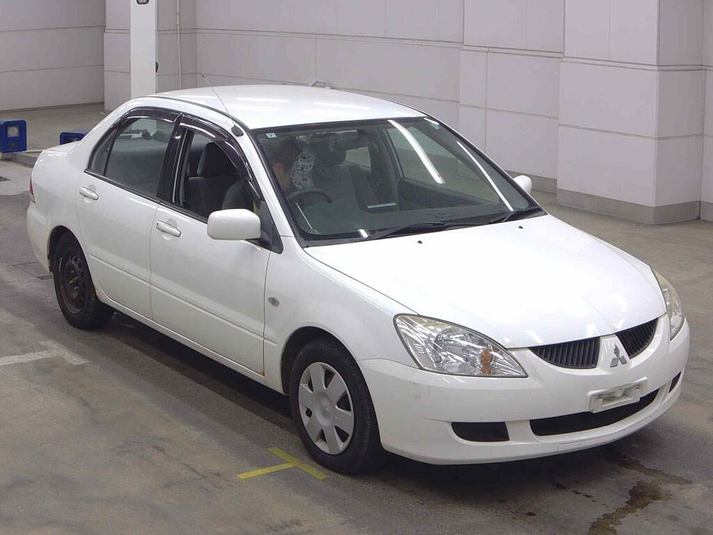 Mitsubishi Lancer 2003 z aukcji japońskiej