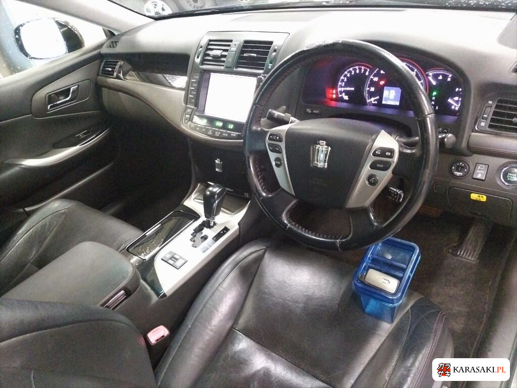2012 Toyota Crown 4D 4WD 2.5 Athlete I-Four Premium Edition 5