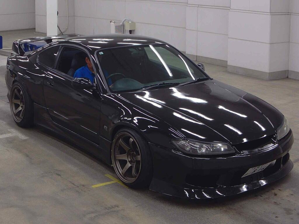Nissan Silvia 1999 z aukcji japońskiej