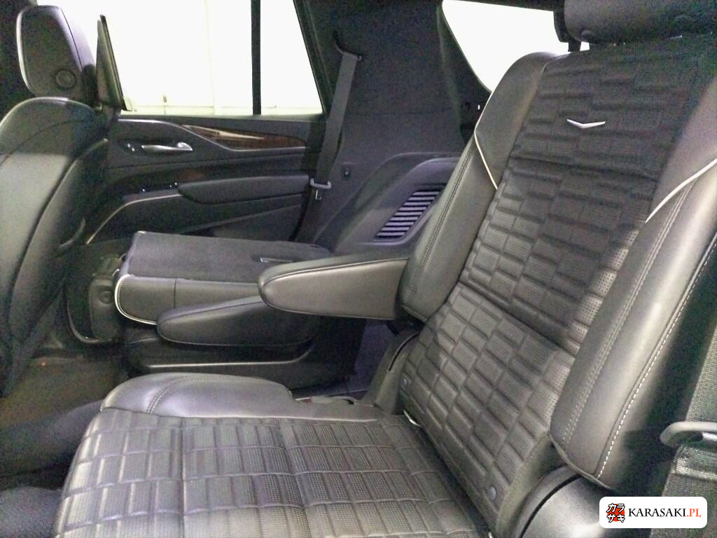 2021 Cadillac Escalade 4WD Sport 6