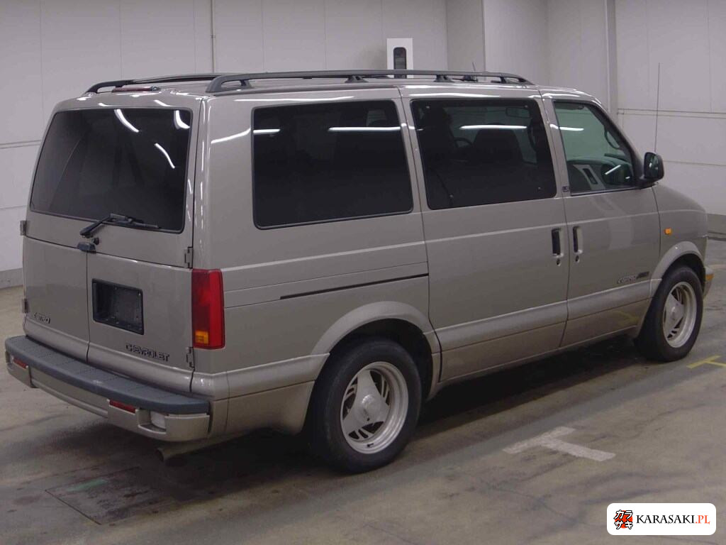2002 Chevrolet Astro 4WD 4