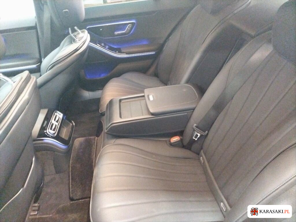 2022 Mercedes-Benz S-Class 4D 4WD S400D 4MATIC AMG Line 6