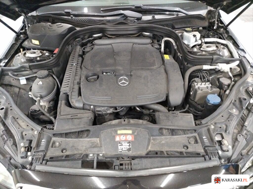 2015 Mercedes-Benz E-Class Stationwagon 4WD E300 4MATIC Avantgarde AMG 6