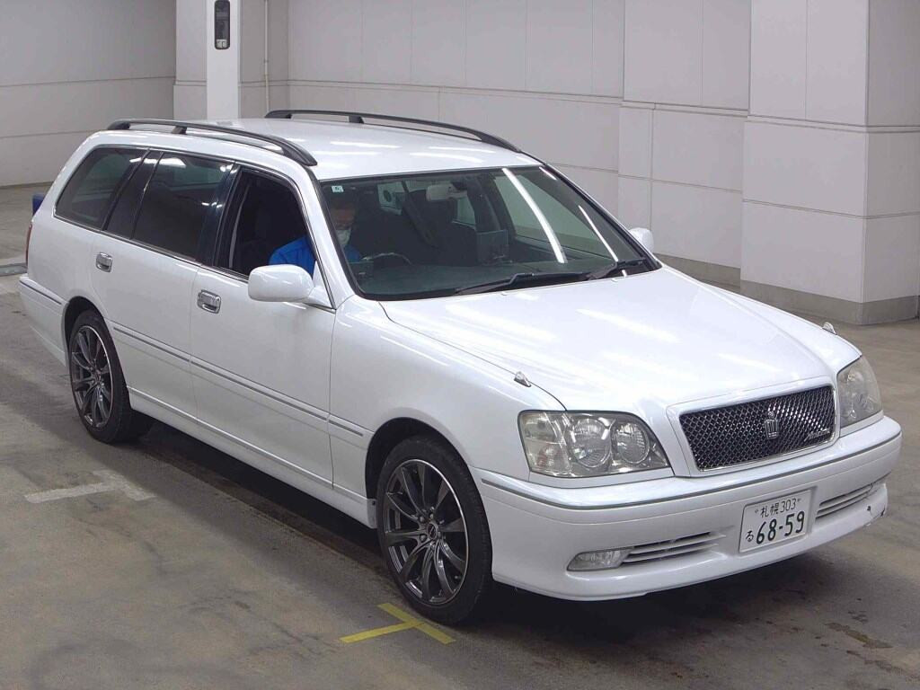 Toyota Crown Estate 2002 z aukcji japońskiej