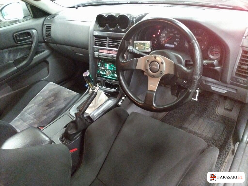 2000 Nissan Skyline 4D 5