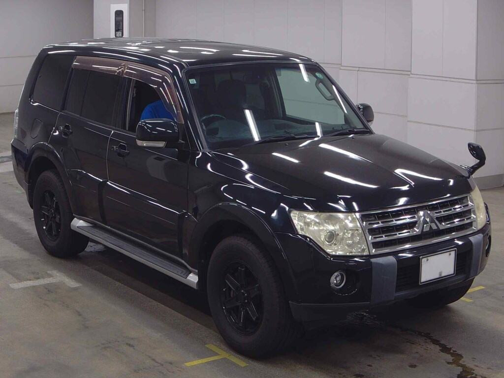 Mitsubishi Pajero 2009 z aukcji japońskiej