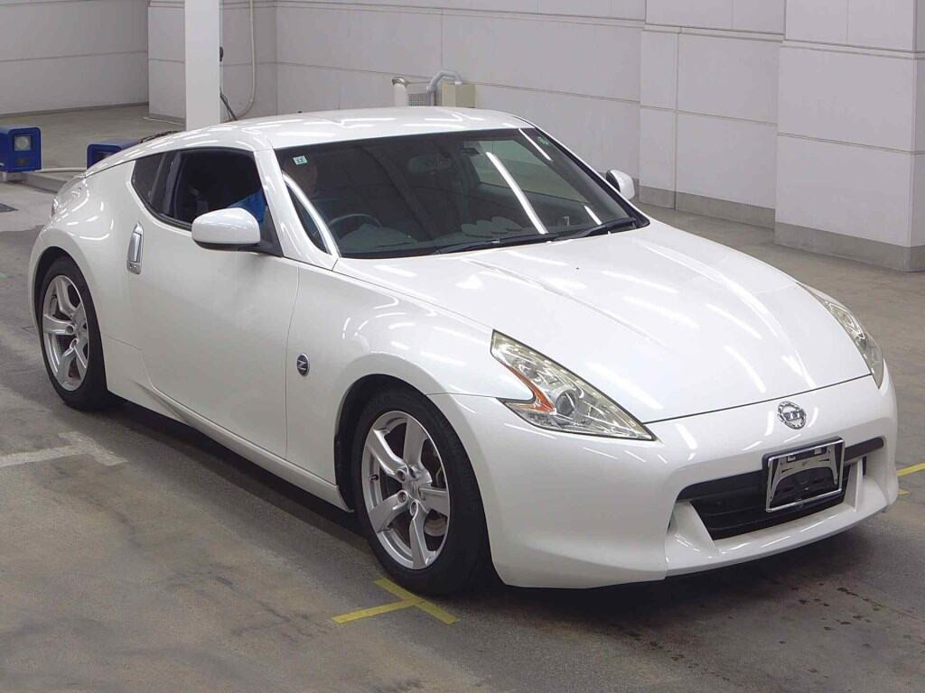 Nissan Fairlady Z 2009 z aukcji japońskiej