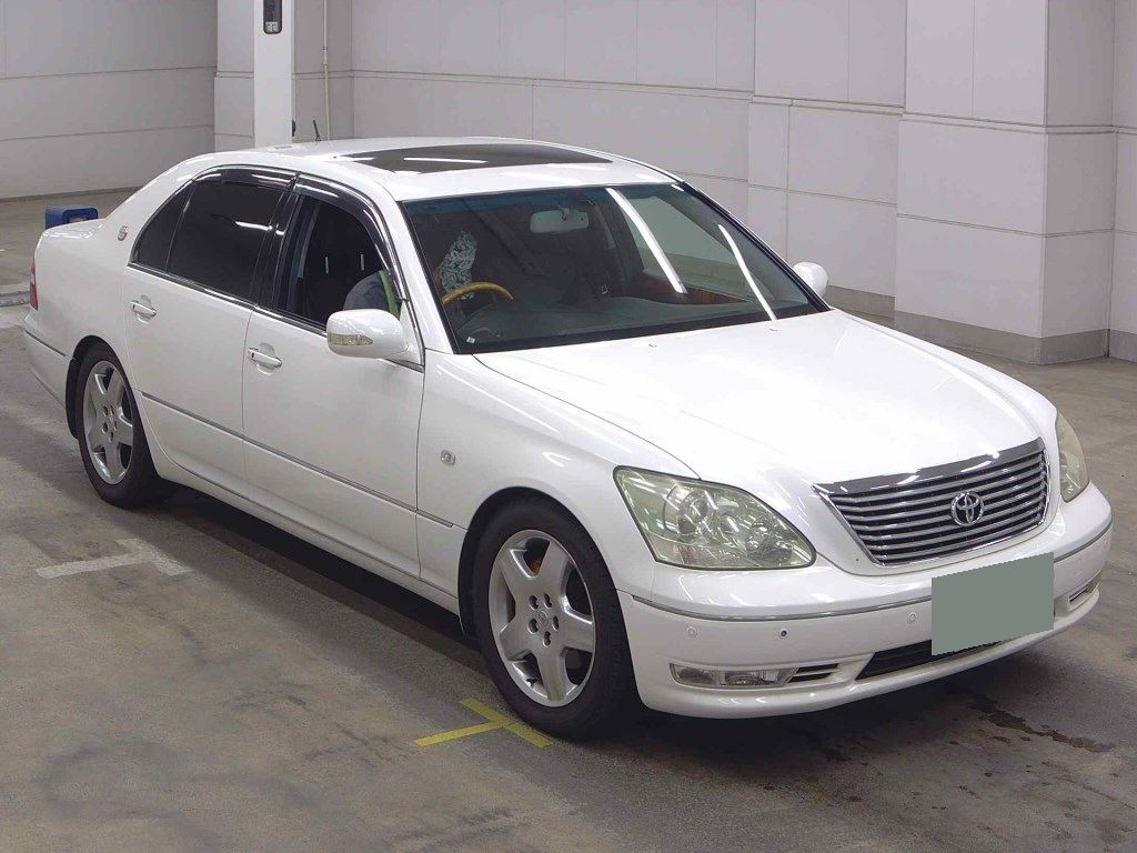 Toyota Celsior 2003 z aukcji japońskiej