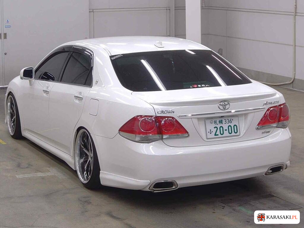 2010 Toyota Crown 4D 4WD Athlete I-Four 2