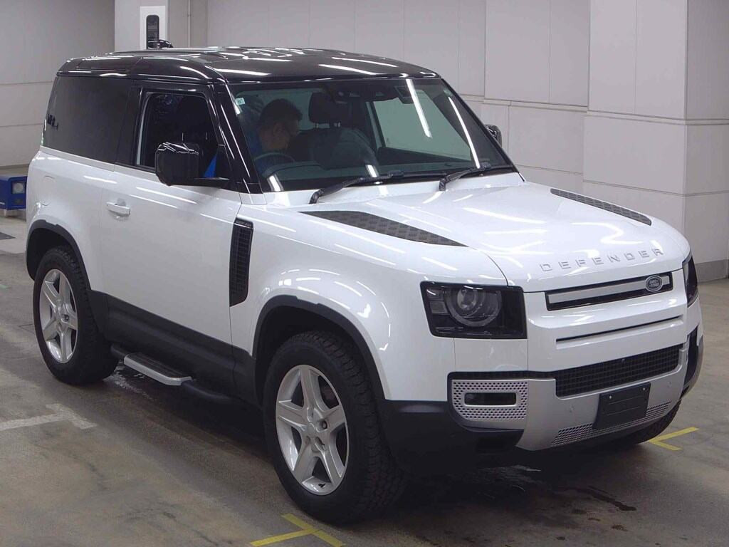 Land Rover Defender 2023 z aukcji japońskiej