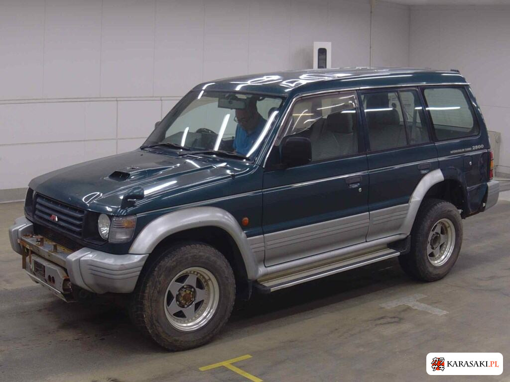 1995 Mitsubishi Pajero 5D 4WD 3