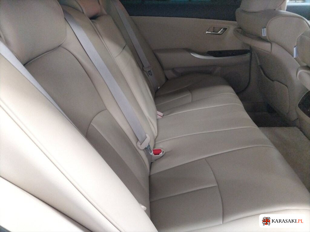Toyota Crown 2010 z aukcji japońskiej