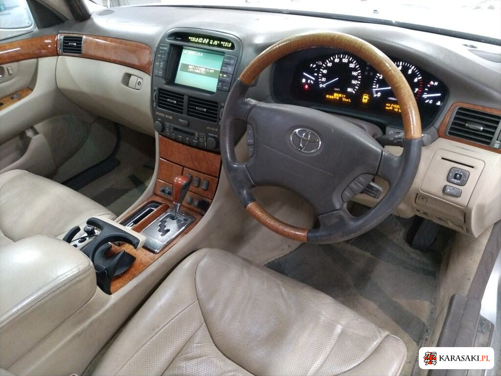 Toyota Celsior 2003 z aukcji japońskiej