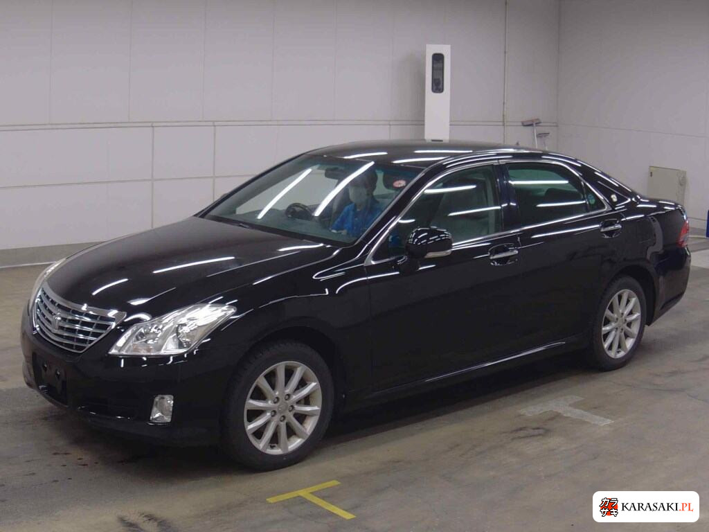 Toyota Crown 2008 z aukcji japońskiej