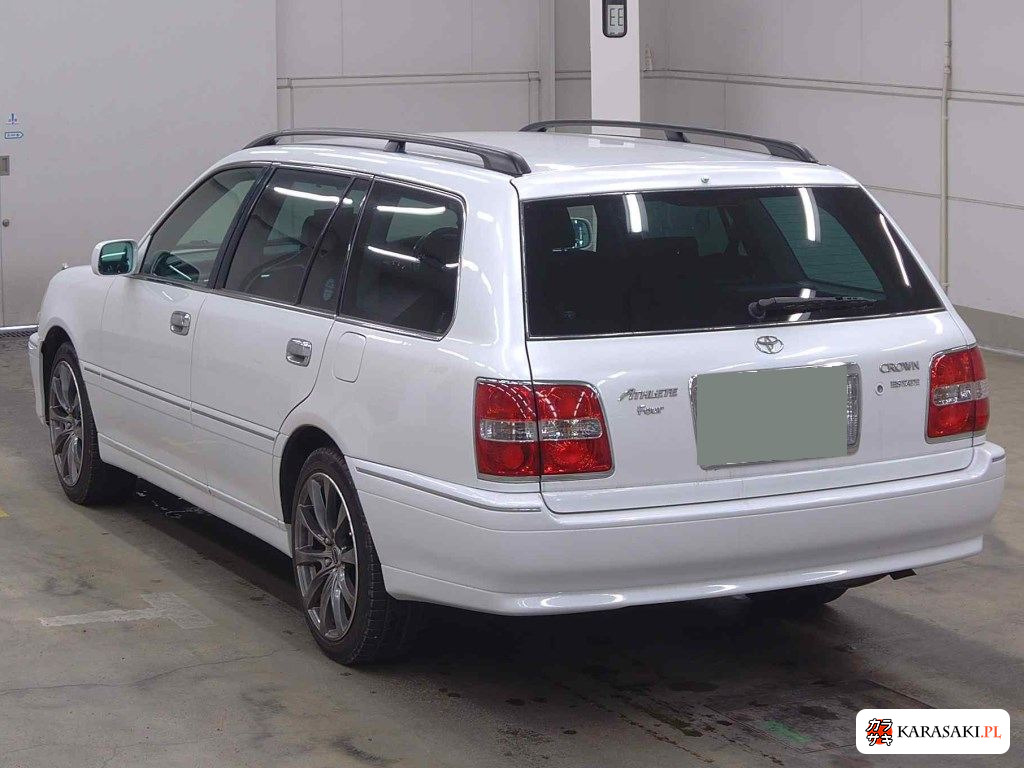 Toyota Crown Estate 2002 z aukcji japońskiej