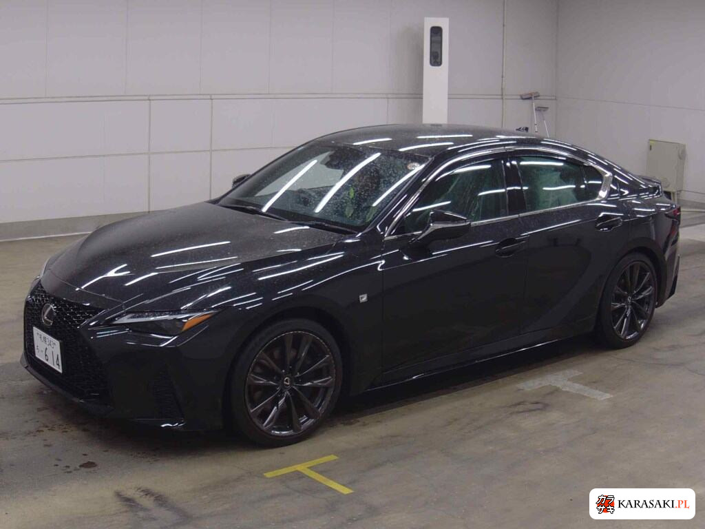 Lexus Is 2024 z aukcji japońskiej